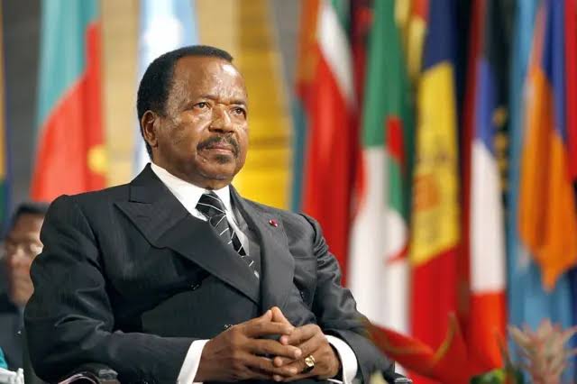 Au #Cameroun, plus de 8 millions d'électeurs appelés aux urnes, ce 12 octobre 2025, essayeront de choisir le nouveau président qui va diriger le pays pour les 7 prochaines années. 

#Paul_Biya, 92 ans et plus de 43 ans passés au pouvoir est candidat à sa propre succession.