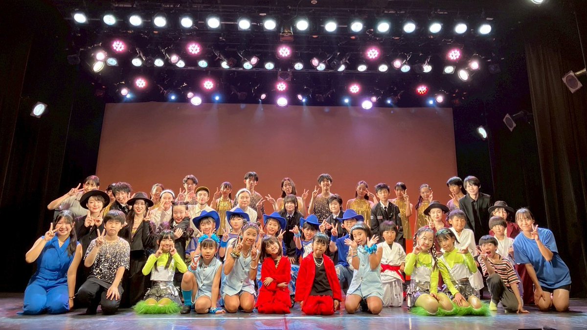 himawaristage's tweet photo. 【東京】2025/10/11(土)-13(月•祝)
「Dance Festival 2025」

本日Pallet2の公演が開幕！
明日は千秋楽！Pallet1&amp;2の公演をお届け🎨
シアター代官山にてお待ちしております！

詳細▼
https://t.co/06IlCZfoHs

インスタでも写真を公開中！
https://t.co/kxGmfqrZ0n

#劇団ひまわり #シアター代官山 https://t.co/T3z1LzReoi