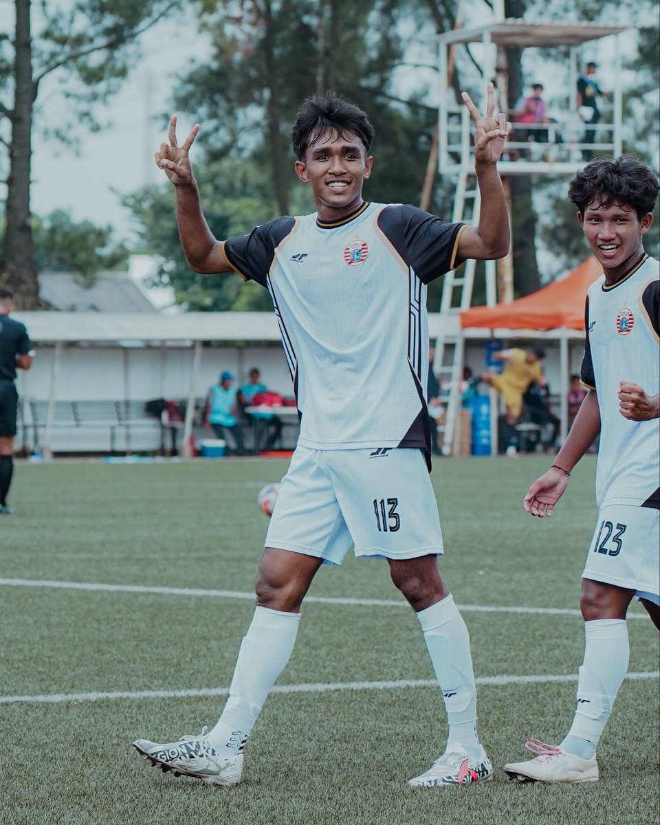 FT: Persija U-20 4-0 Bhayangkara FC U-20 

Galeri kemenangan Persija U-20 atas Bhayangkara FC U-20 di pertandingan kedua EPA Super League 2025/2026 📸

Terus berproses, Macan Muda! 🔥

#PersijaDay #EPASuperLegue #Persija