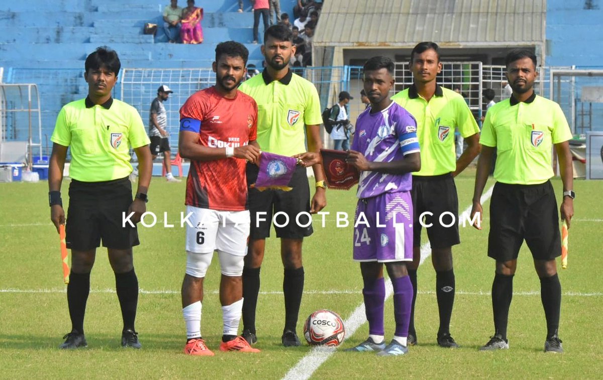 Kol_Football's tweet image. 125TH IFA SHIELD : DAY-4
United Sports Club 🆚 Gokulam Kerala FC
12.10.25: SCORE LINK - kolkatafootball.com/live_update/in…
--
#Matchday #IFAShield2025 #IndianFootball #KolkataFootball #UnitedSC #GokulamKeralaFC