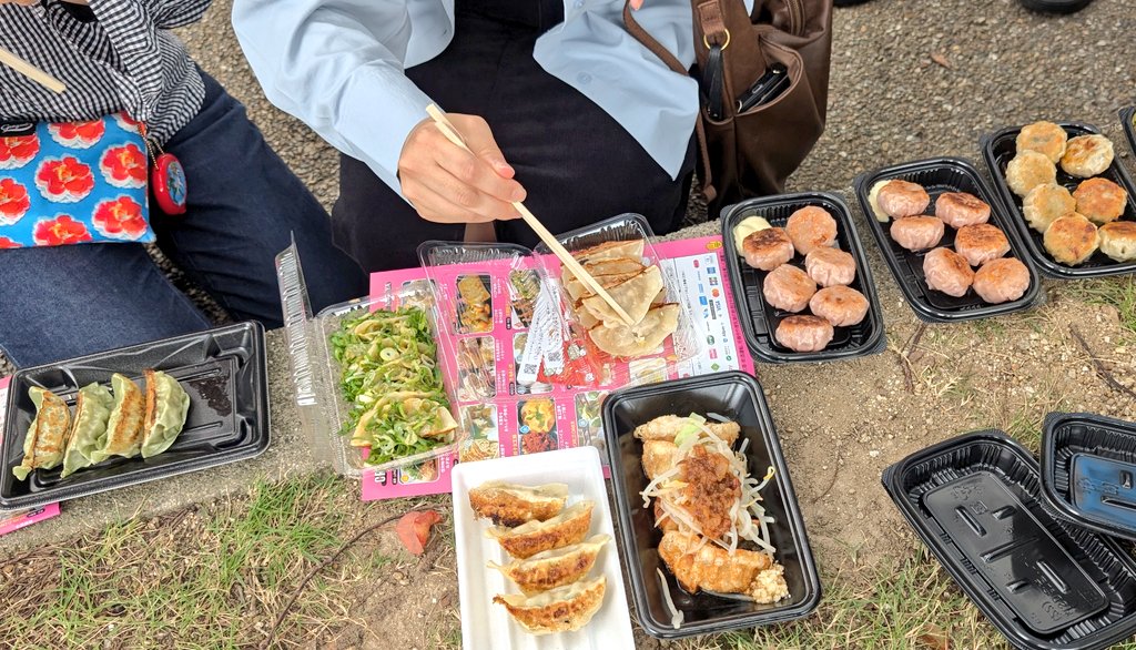矢場公園のクラフト餃子フェス
周辺一帯に漂う餃子の香り…