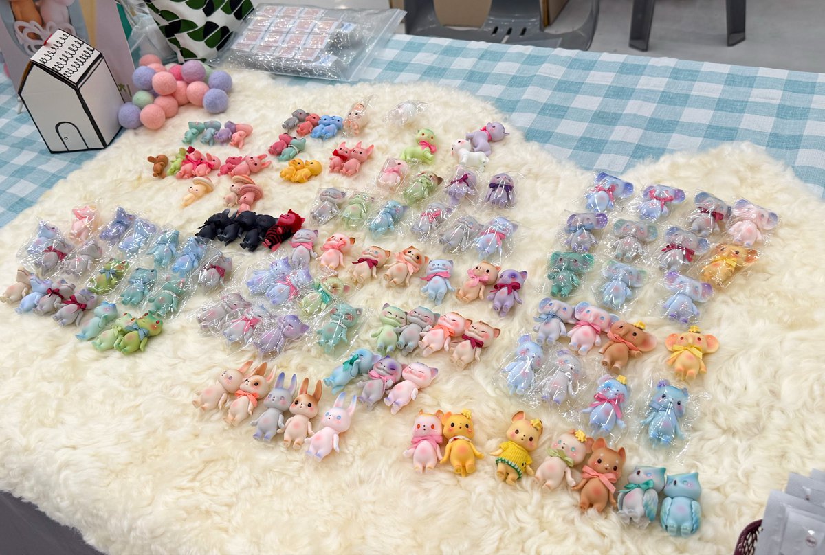 PIPOSDOLL's tweet image. 프로젝트돌 서울에서 피포스 부스를 찾아주셔서 감사합니다💕
보내주신 관심과 응원, 앞으로 더 좋은 모습으로 보답하겠습니다😁🌈
감사합니다🐸

#PIPOS #ProjectDoll #피포스 #BJD #DollEvent #SeoulProjectDoll #BallJointedDoll #ResinDoll #HandmadeDoll