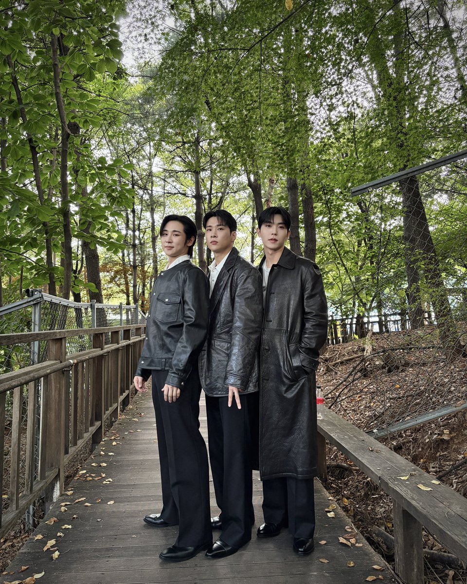 [열린음악회] 
🖤🖤🖤La Mia⚡️👊🏽🌪️

#Libelante #리베란테 #김지훈 #진원 #노현우 
#KimJiHoon #JinWon #RohHyunWoo