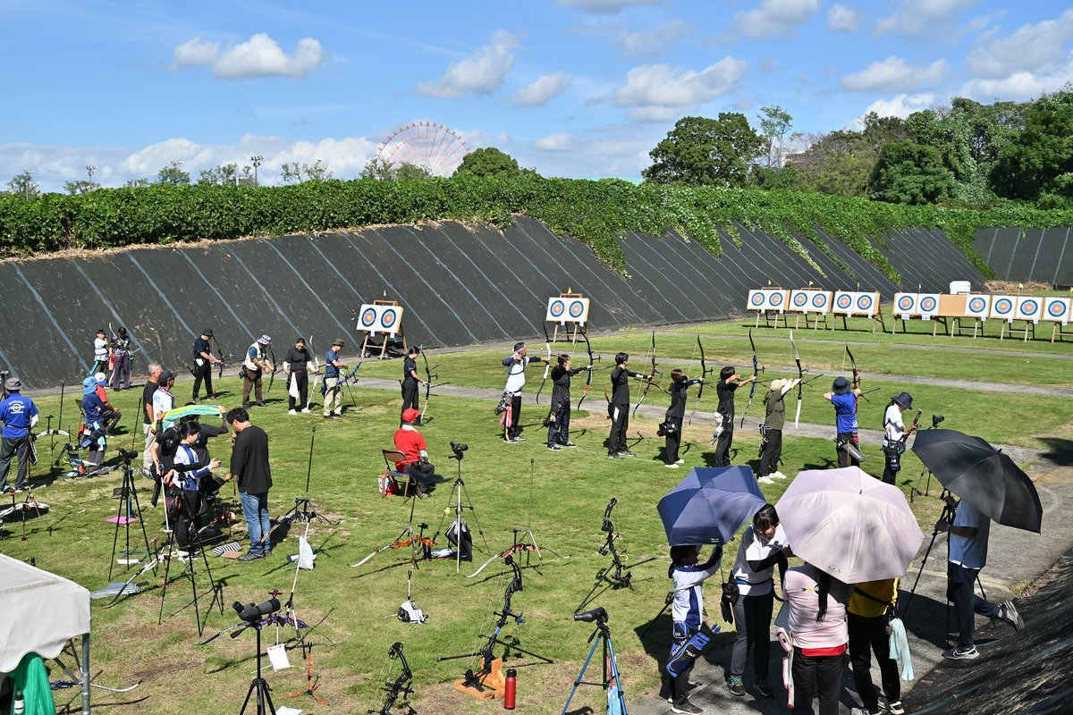 kumamonarchery's tweet photo. 10月5日 #国スポ 裏。
#荒尾市 で行われた田中杯🍏
#梨 の成育で開催日が変動。
試合中は梨食べ放題なっしー🍐

#アーチェリー #archery #スポーツ #生涯スポーツ #部活動 #地域移行 #地域展開 #総合型地域スポーツクラブ #熊本 #くまもと #くまモン #アーチェリーを広めよう #荒尾梨 #新高 #幸水 https://t.co/ZtoF9JPwQJ