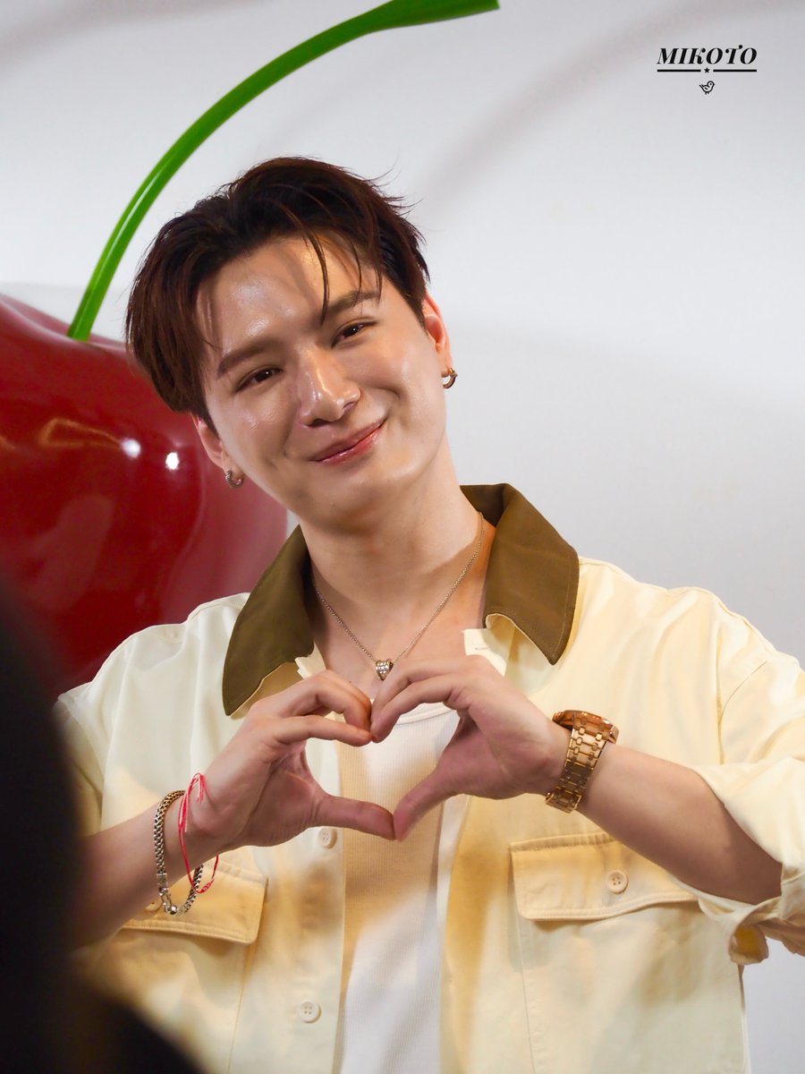 snt_piyo's tweet photo. 💞🐱

#ITSSKINxKristPerawat #KristPerawat https://t.co/FLdK1pXvzs
