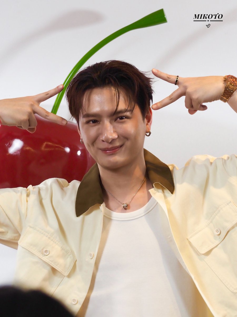 snt_piyo's tweet photo. 💞🐱

#ITSSKINxKristPerawat #KristPerawat https://t.co/FLdK1pXvzs