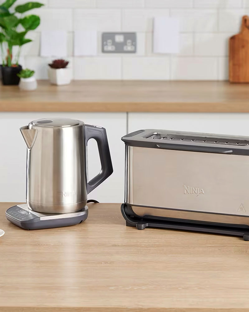 GilesElectrical's tweet photo. Lazy weekend mornings greeted with favourites ๐ต๐
Whether it's a herbal tea or a crispy bloomer slice, craft it perfectly with these wonderful helpers!
#brunch #breakfasttime #sundaylifestyle #kettletoasterset #teaandtoast #lazyvibe #cosymornings https://t.co/wsuMdrBzfB