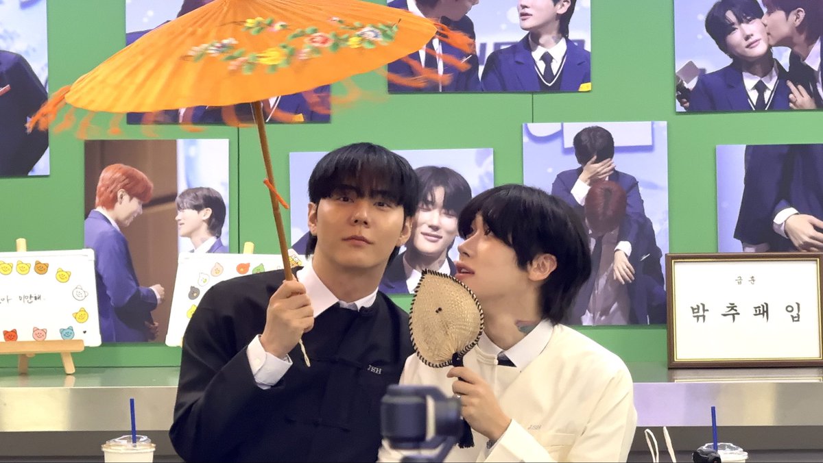 Their visuals are so out of this world!!! Extremely handsome and pretty🥰😍