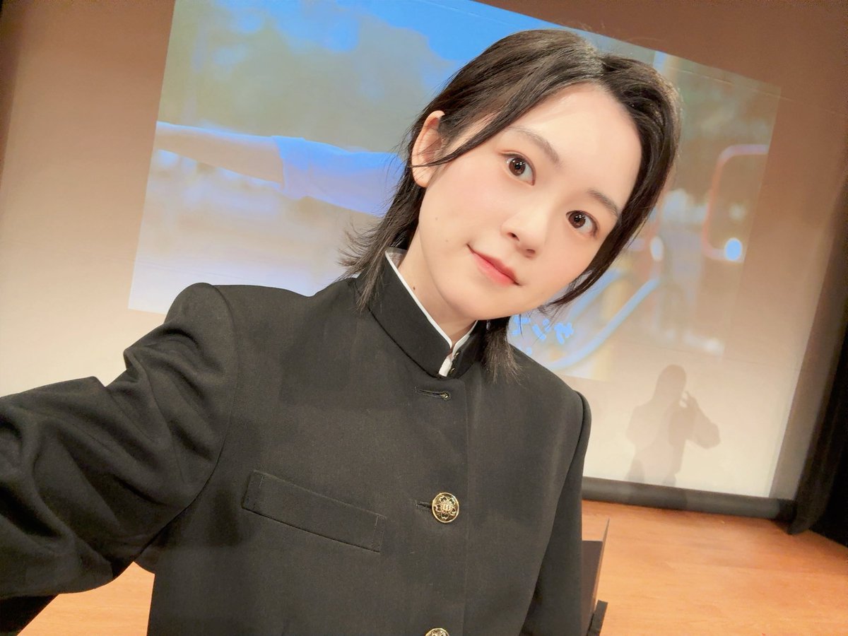 Yuki_Nakashim's tweet image. この学ラン、ボタンに「中」と書かれていたので、中学生の中島でした。
#サシでシューティング #さしさし