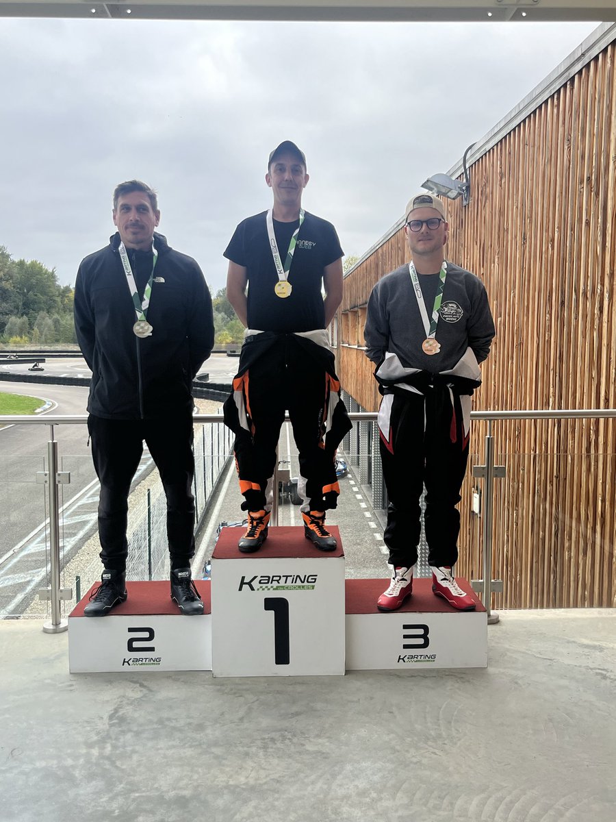 ✴ L.Jee - Olivier ✴ tweet media