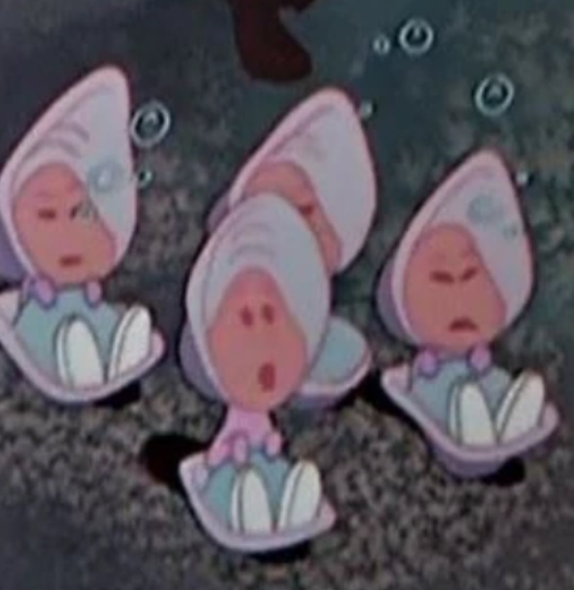 detectivedcat's tweet image. 우리 쏘핫요염공주님 가끔 감정표현할때 little oyster되는거 개귀여움ㅠ 🫶🏻🫶🏻