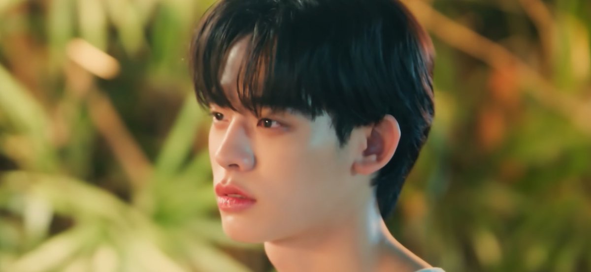 acphotons's tweet photo. @minestarryglow ((qin loves singing so duang hits the right mark when he praises his voice. his eyes completely change after hearing that 🥺🥺 just like how por loves singing and tee asked if he is interested to sing and dance with him)) https://t.co/aaWrwHuAWY
