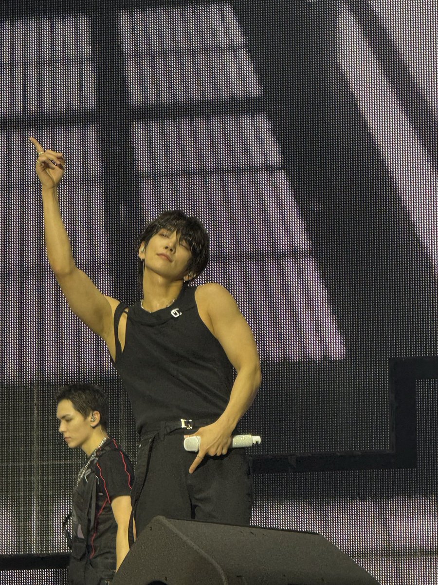 kai_croptop's tweet image. Diabolical crazy pictures