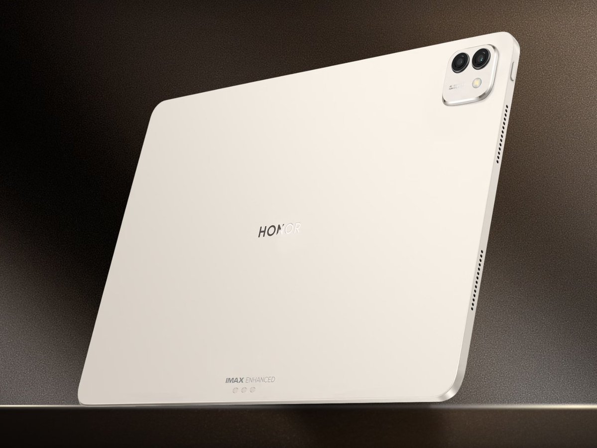 newsbookmobilax's tweet image. 🔥 Le futur arrive chez Honor : le MagicPad 3 Pro explose le Xiaomi 17 Pro Max sur AnTuTu !

👉 Plus de 4,3 millions de points grâce au Snapdragon 8 Elite Gen 5 💪

Lancement prévu le 15 octobre en Chine.
#Honor #MagicPad3Pro #Android
