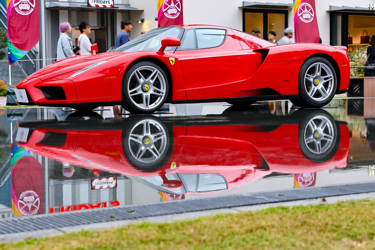 F50cimaJzx15's tweet photo. 名古屋栄 久屋大通公園にフェラーリが集結してたので📸活😌
F40 F50 ラ・フェラーリ エンツォ・フェラーリ 360 デイトナなどなど😍
#久屋大通パーク
#フェラーリ
#canon
#r6markⅱ https://t.co/e86e9PSzex