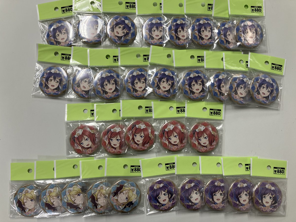入荷情報】 ラブライブ！ μ's コミケ 缶バッジ 園田海未、西木野真姫