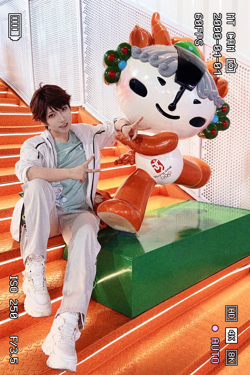 _GINSUGI_'s tweet photo. Oikawa and Iwaizumi
 
2008 Olympic
Traveling in Beijing
#Haikyuu #ハイキュー 
#及川徹 #岩泉一 https://t.co/GLgvl8hQkP