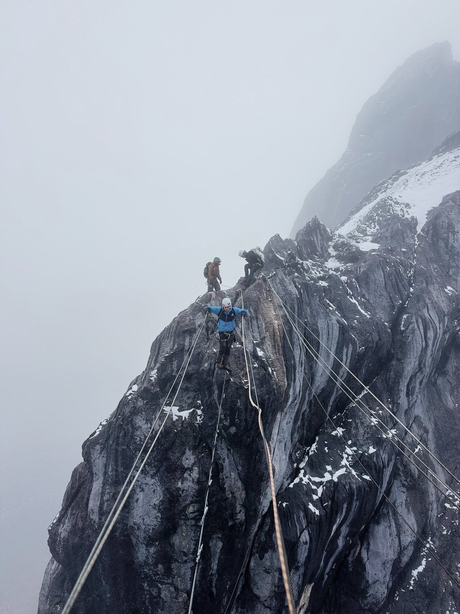 Summit Success on Carstensz Pyramid – Congratulations Team!

A huge congratulations to our first Carstensz Pyramid team of the season for their successful summit this morning at 6:30 AM! The team of five reached the top of Oceania’s highest peak, marking another proud moment for