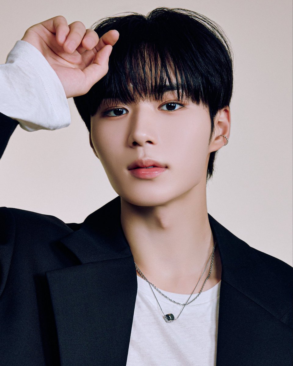 kimjunseo_jp's tweet photo. [📸]  Official Profile  ｜251012 🆙
 
ALD1の公式プロフィールが更新されています！✅

【Mnet Plus Chat】
🔗https://t.co/MzwoaGpjD2

【X】
🔗https://t.co/4baACdAYlJ

【Instagram】
🔗https://t.co/auCYcDZ6L3

たくさんのいいね🩷、RT♻️、コメント💬をお願いします✨️

 #キムジュンソ  #KIMJUNSEO  #김준서 
#ALPHADRIVEONE  #ALD1 #알파드라이브원