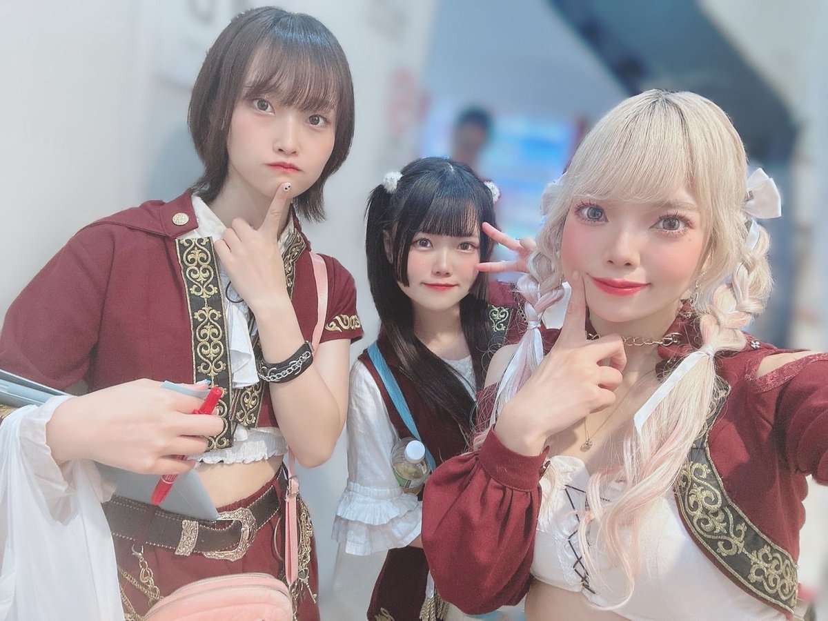 本日は、
「新宿ANTIKNOCK」「五反田　G6」にお越しいただきありがとうございます！！

次回は10/15(水)こちら！！

◆ SHIBUYA star lounge
🎤 20:00〜20:20
🗣️ 終演後物販
🎫 t.livepocket.jp/e/3y7k5
🎁2P

お待ちしてます！！