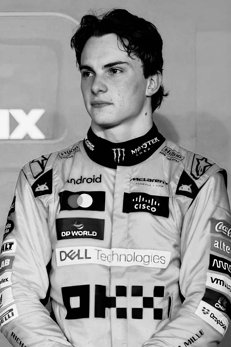nat ★ tweet media