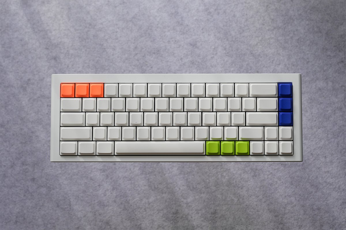 KeebTaro's tweet image. Keyboard: Morgrie Air68
Keycaps: LAK 無刻印 75 Kit

#KEEB_PD #KEEB_PD_R271
#MechanicalKeyboard #自作キーボード
#俺キー
#KEEBTARO_PHOTO