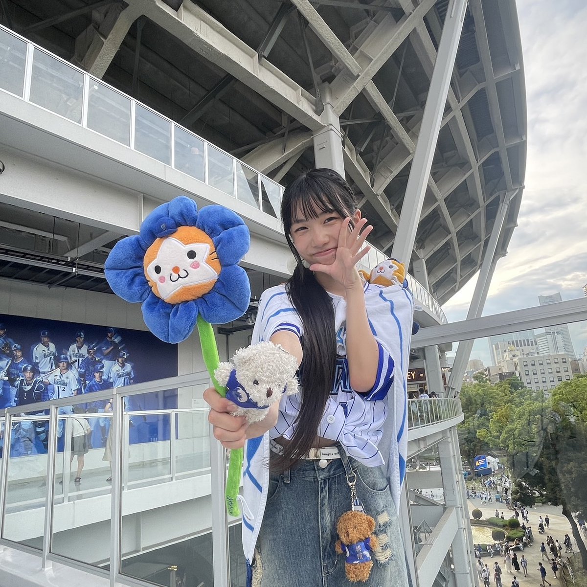 激レア横浜DeNAベイスターズ⭐︎公式スタジアム　ハーフジップジャンパーxoサイズ ありあけ横浜DeNAベイスターズ応援商品「横浜DeNAベイスターズハーバー