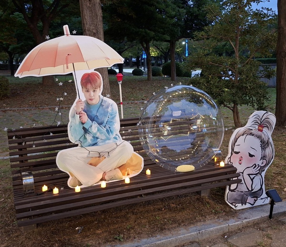 This is the loveliest project I have seen. I would like to sit down and have a nice discussion with him under an umbrella❤️❤️💛💛
HAPPY BIRTHDAY JIMIN 
#HappyJiminDay 
#30YearsofLove
#ItBoyBirthday
#CutieSexyLovelyJimin
#GoodHumanJimin
#좋은사랑_진짜사랑_우리지민