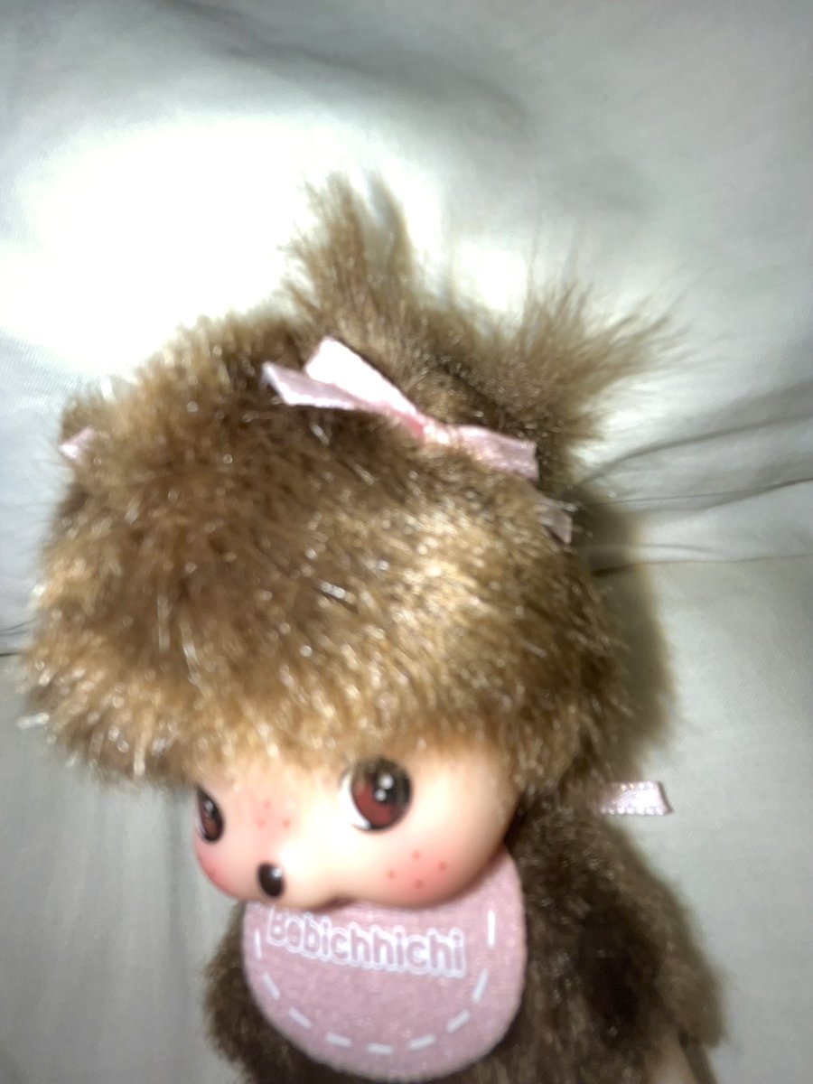 khesyazlf's tweet photo. my first monchhichi &amp; bebichhichi <3 https://t.co/8xaqpl4owj