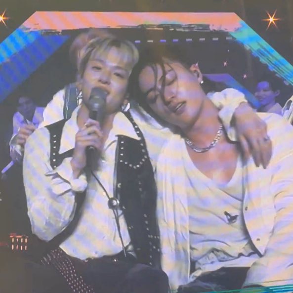 so cute how #asahi leaned on #haruto after he felt haruto leaning on him 🥹🫶