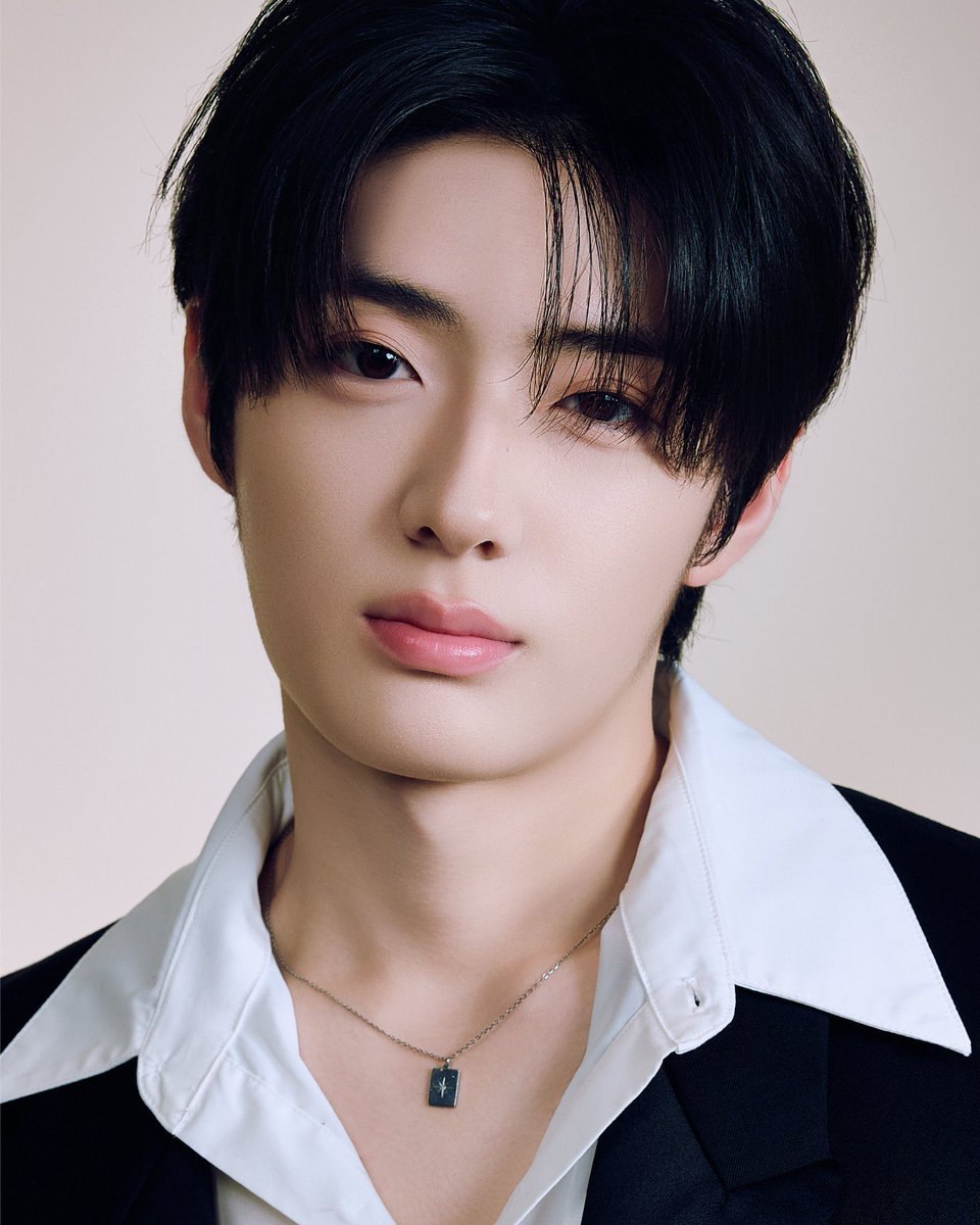 arigatouxq's tweet image. ขอเสนอ คำว่า ซังฮยอนหล่อ
 วิชวลเกาหลีเจนล่าสุด 🆙