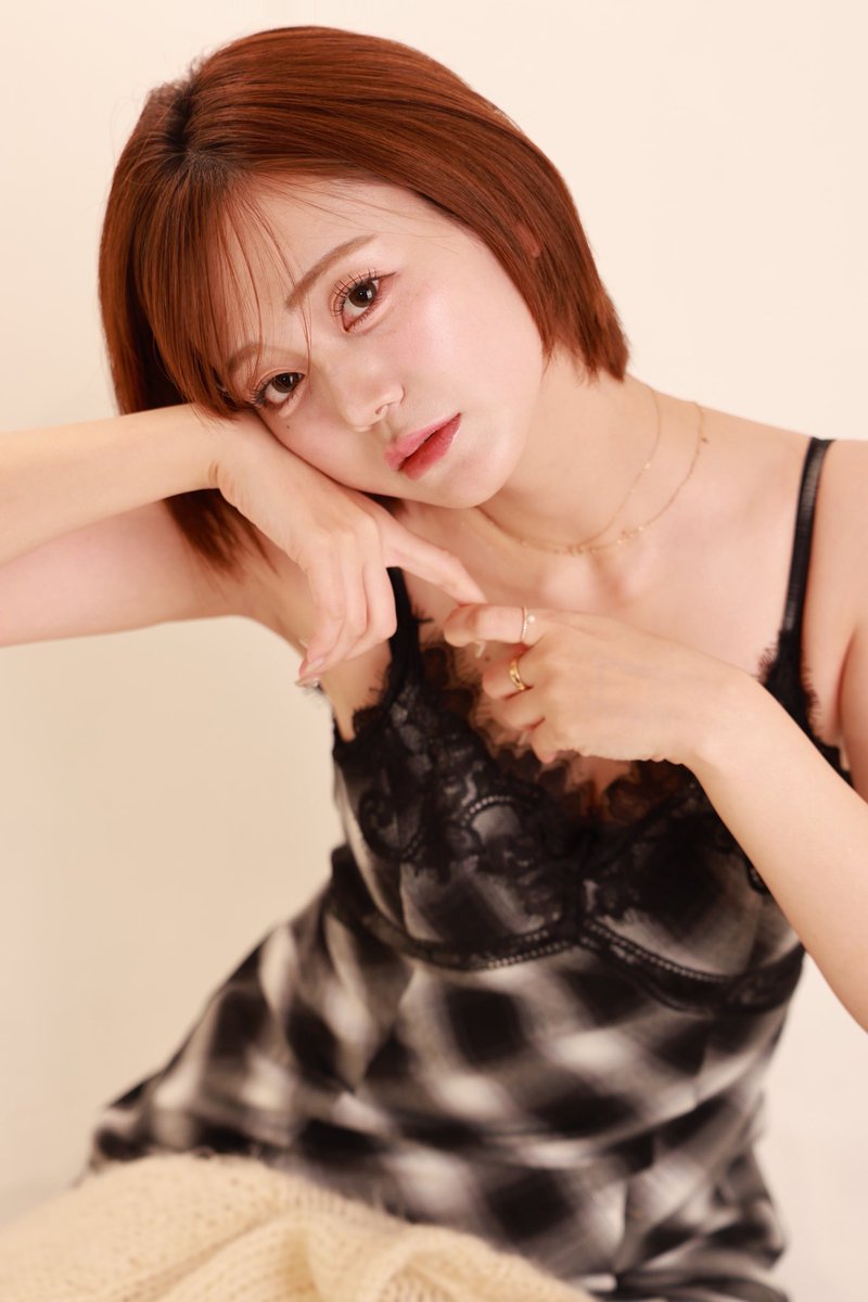 mu_nakamu127's tweet photo. アイドル専属のヘアメさんにメイクしてもらったら大別人になった神👼🫶 https://t.co/mssYWmq6Nc