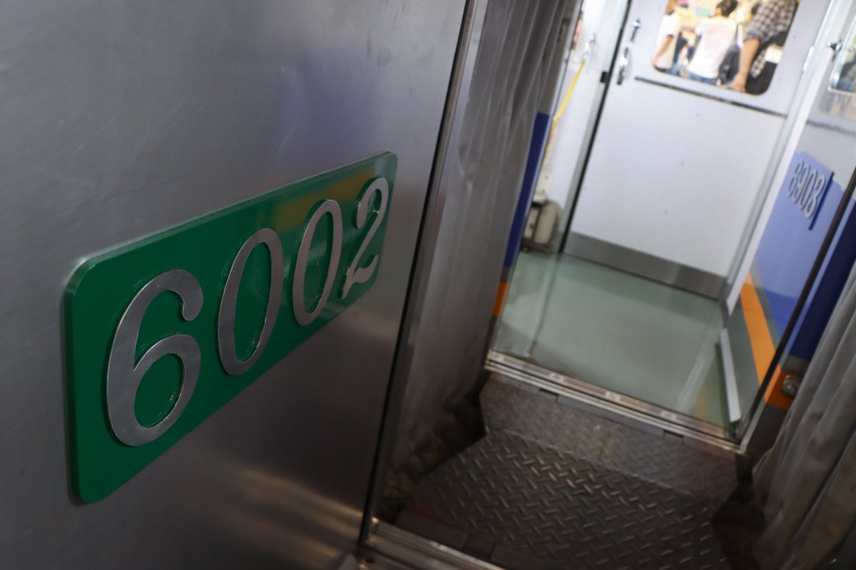 今日はお誘いいただいた貸切へ。
南海6000系の混色を堪能しました😌