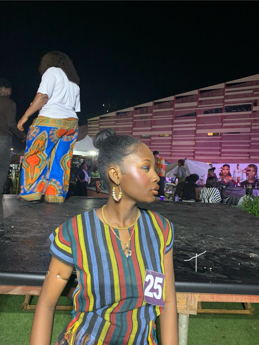 terfaeren_adzo's tweet photo. I took these pictures please

#Tachagwr #TachaGWR #tachabeautyfest https://t.co/i6hN8HXC7k