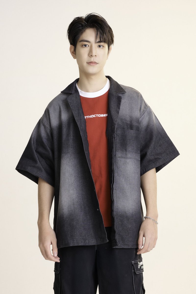 Twentyfournew's tweet image. เรื่องย่อ ไหนใครว่าพวกมันไม่ถูกกัน Head 2 Head
กำกับโดย ศิวัจน์ สวัสดิ์มณีกุล
ผลิตโดย จีเอ็มเอ็มทีวี 
ออกอากาศทุกวันอาทิตย์ เวลา 20:30 น. ทางช่อง GMM25 และทางแอปพลิเคชั่น TrueVisions NOW เท่านั้น เริ่มตอนแรก 26 ตุลาคมนี้

#H2Hseries #ซีคีน #sea_ta_lay #keenkeno #seakeen #SurfJava…