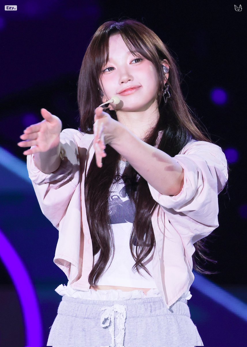 𖥔 ˖ִ 𖤐 팔로우 311 기념 #rt 이벤트 ⋆⭒˚.⋆ ㅤ

 팔로워가 소이 생일인 311명이 된 기념 작은 이벤트!

#rt 해주신 분들 추첨을 통해 2분께
계정에 있는 >> 슬로건 또는 사진 액자 드려요!
(알티만 해주셔도 됩니다)

⌁❤︎⌁ 국내 배송만 가능 / 윳피 팬분들 한정 ⌁❤︎⌁

📅  당발 10/20 예정