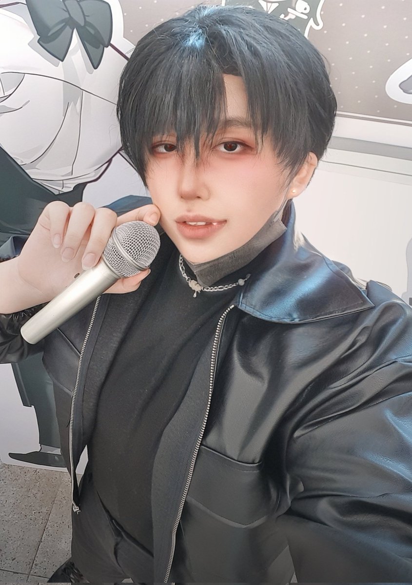 emmad_090119's tweet image. 🎤🖤🎸
#ALNST #ivan