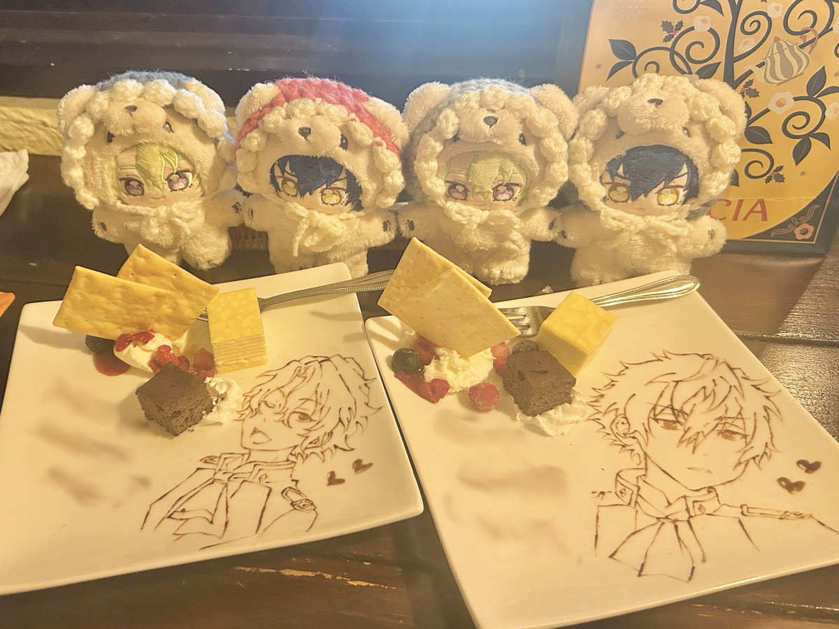 会う前から「絶対時間足りないから…」って準備万端にしたけどやっぱり足りなかった……😭新刊進捗報告、最近のあんスタ感想交流（？）、今日も推しが推しで尊い報告で存分に語れて楽しかった😭😭あと最低48時間は必要…！！
予約して描いてもらったひジ上手すぎる🥹