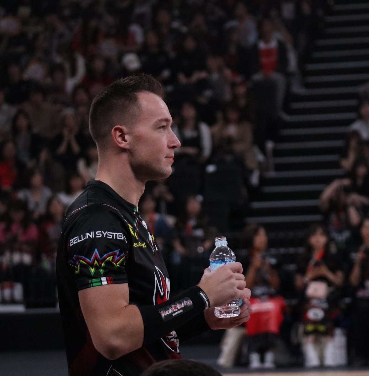 matochi12's tweet image. 水を飲む横顔がキレイすぎる✨️

2025.10.07 有明アリーナ
#wcs2025
#BlockDevils
#OlehPlotnytskyi