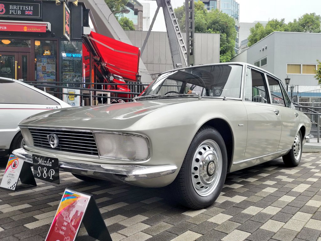 Ai300198201's tweet photo. 早速再会しました~
#コッパ・チェントロ・ジャポーネ
#マツダ
#MAZDA
#ルーチェ
#S8P https://t.co/p5yTX4X1ZJ