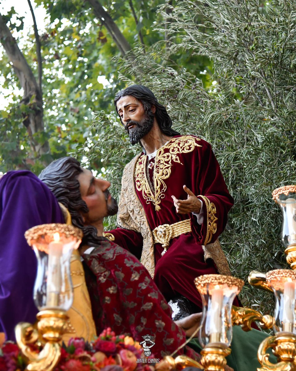 Algunos amores no pasan, se transforman en eternidad…

Así es el nuestro con el Señor de las Penas y nuestra querida <a href="/HuertodeCabra/">Real Hermandad de la Oración en el Huerto de Cabra</a>.

Gracias por contar con nuestra agrupación en una nueva jornada para la historia.

#CabraenCórdoba 
#RedencionporSevilla🎼