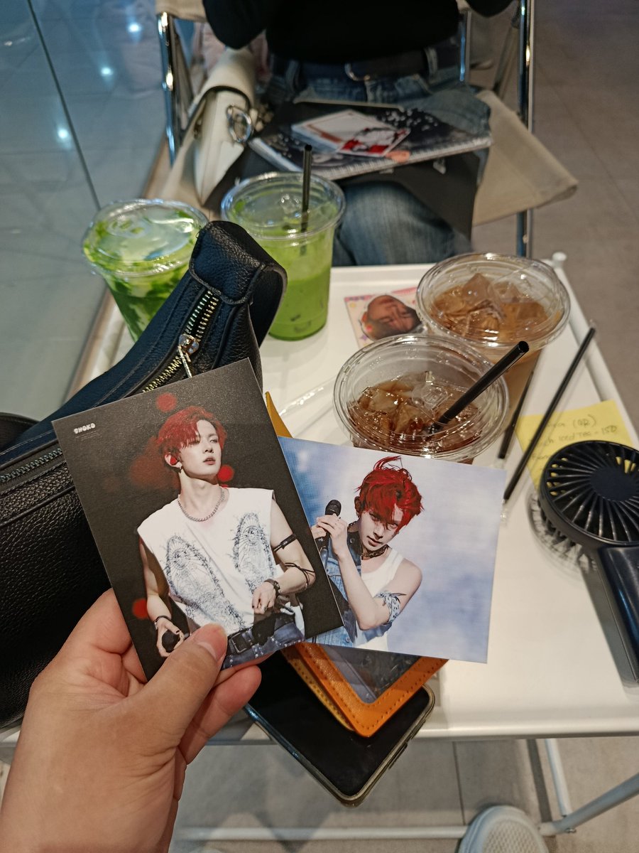 da_santiago96's tweet image. My first cup sleeve event. ♥️ #cse #burnthecosmos #happybirthdayheeseung #hbdheeseung