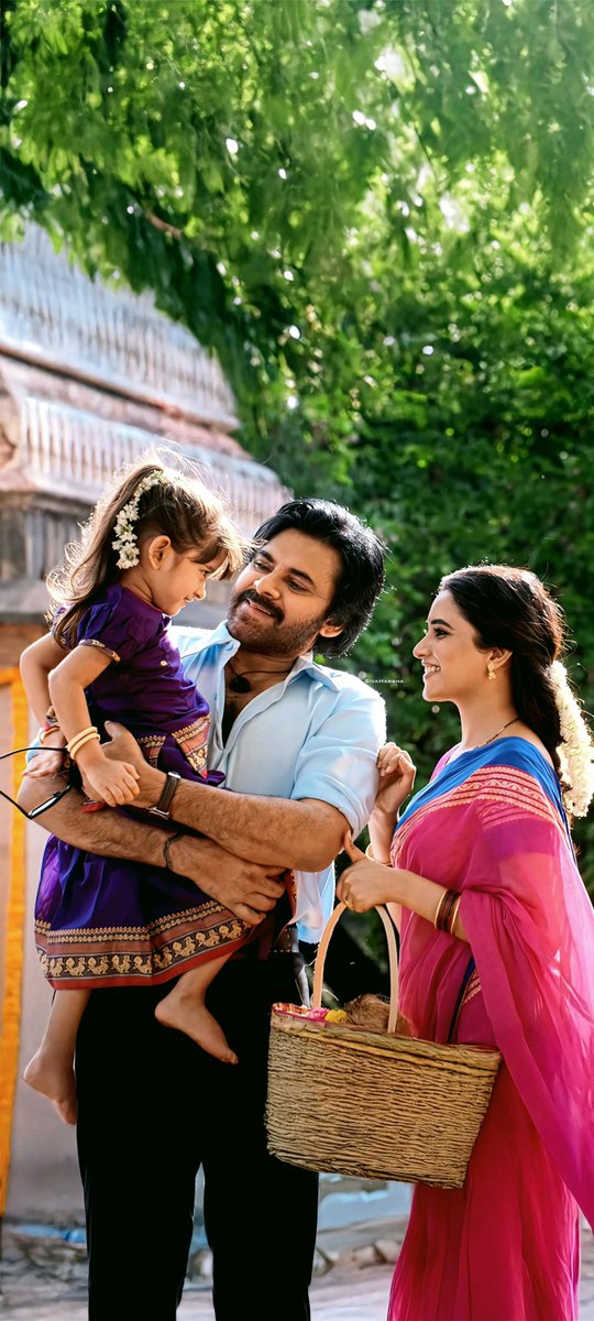 SivaHarsha_23's tweet image. Best On-Screen Pair In Recent times❤️❤️❤️❤️❤️ @PawanKalyan @priyankaamohan 

Thanks Man @Sujeethsign 🫶🏻🫶🏻

#TheyCallHimOG #PawanKalyan #PriyankaMohan #OG