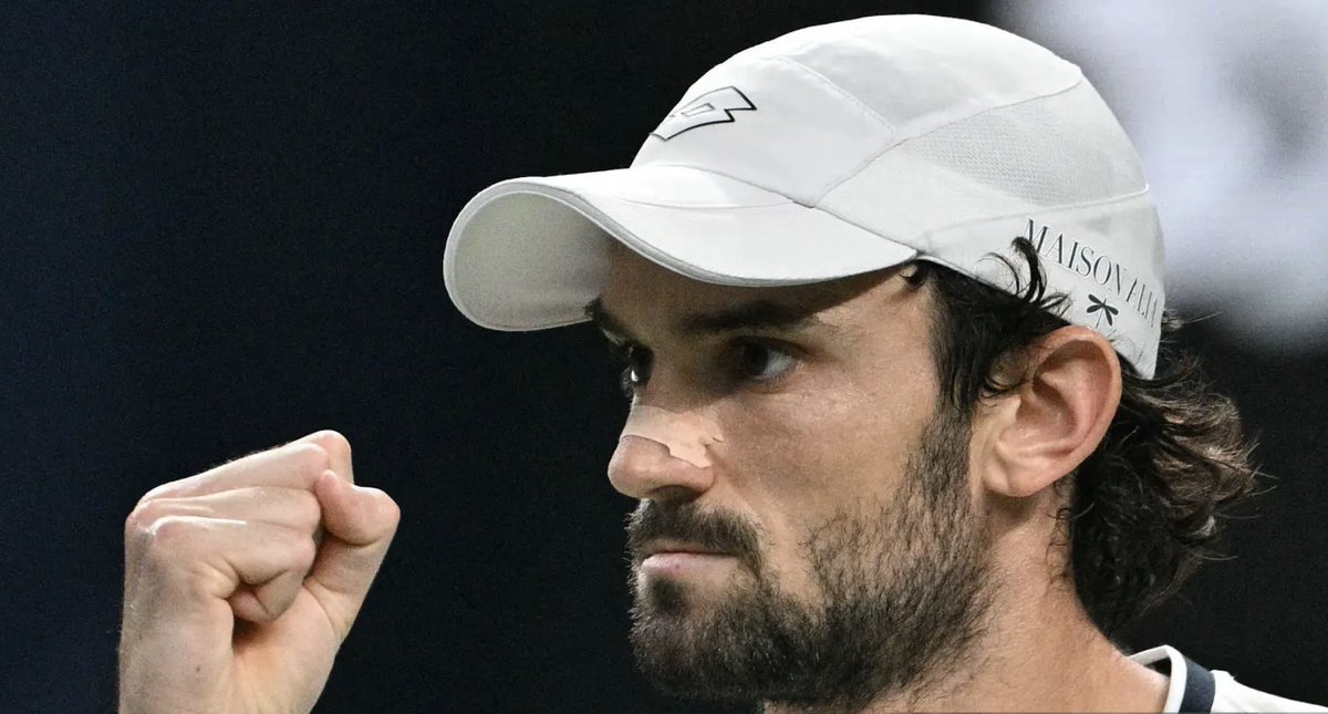 Wow. Wow. Wow.

World number #204 Valentin Vacherot is the lowest ranked player to EVER win an ATP Masters 1000.

He defeats his cousin Arthur Rinderknech 4-6, 6-3, 6-3 to win the title in Shanghai.

Gonna be a top 40 player tomorrow.

Unreal.