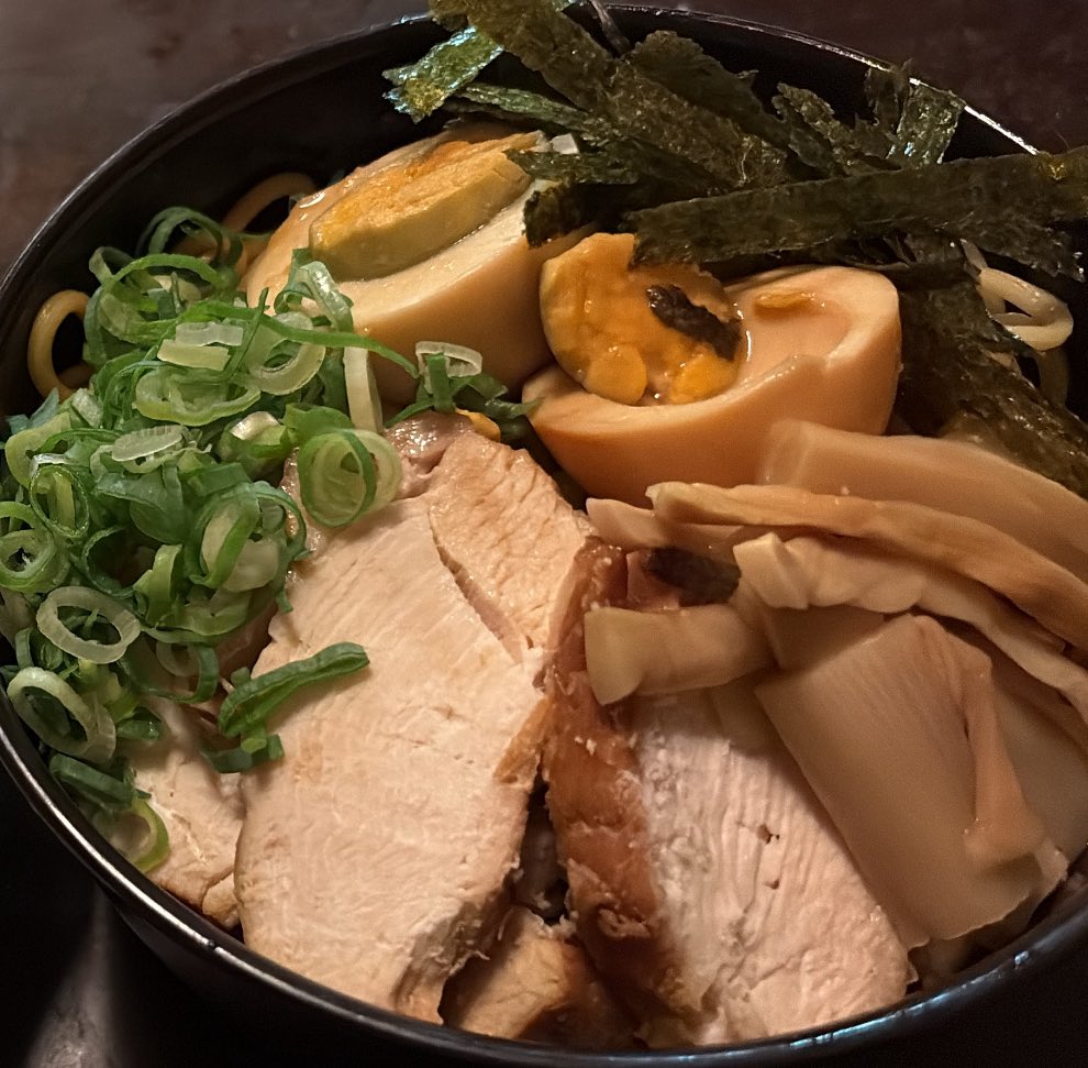 油そば食べたことなくて作ってみたりなどした
美味かったです