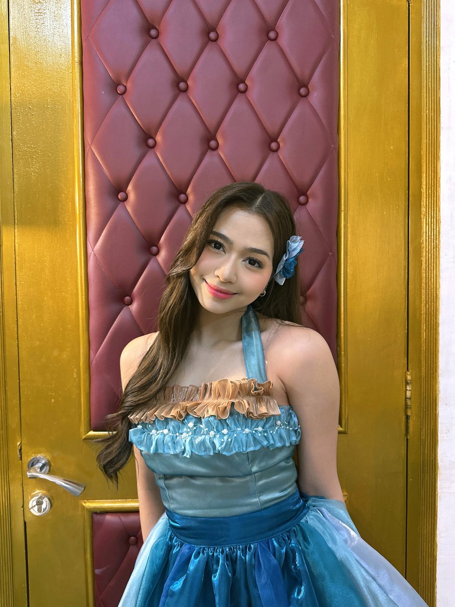 I_KathrinaJKT48's tweet photo. terimakasih banyak untuk hari ini♥️ mohon dukungannya selalu untuk aku dan setlist “Pertaruhan Cinta”!!🙇‍♀️ so happy bisa sonichi hari iniii dan bertemu kalian semua~💕 sampai jumpa lagi👋🏻 https://t.co/1xDiVkY2gL