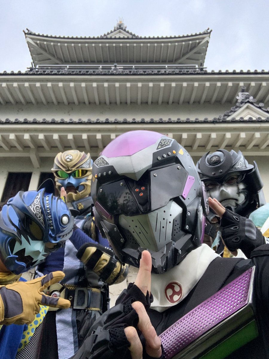 MaskedKick's tweet photo. 10月12日(日) 河原城 月見会

【未來流忍者BATTERY】始球式⚾️

お越しいただきありがとうございました❗️

お写真や感想などは #未來流忍者 または #來忍 を付けて頂けると嬉しいです❤️

そして…この後車内ツイキャスします🎙️✨ https://t.co/LYAVbYdSCz