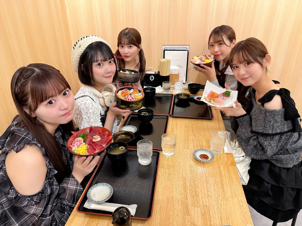SCRAMBLE_SMILE's tweet image. 【UP-T presents かがやきフェス2025】✨️
2日間ありがとうございました💚💜❤️💛🩷

金沢に来てくれた皆さん
金沢で出会ってくれた皆さん
ありがとうございました🐟❣️

#かがやきフェス2025 
#スクスマ #SCRAMBLESMILE