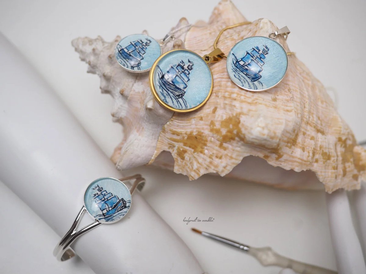 Ach ja: das wird bzw. ist für sowas. 

Handgemalter #wandklexschmuck, eh klar - zu finden auf wandklex.art/product/handge….