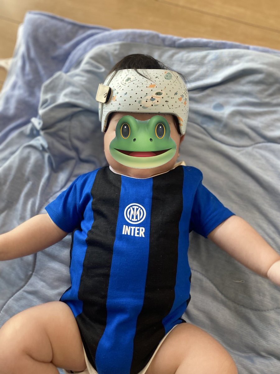 kohsuke_12's tweet image. ラノッキア、めちゃくちゃカッコよくて優しかった！！
息子のサイズアウトぎりぎりの服にもサインしてもらいました
流れでハグまでしてもらっちゃった🥹

関係者の皆様ありがとうございました！

Grazie mille, Andrea⚫️🔵

#inter
#forzainter